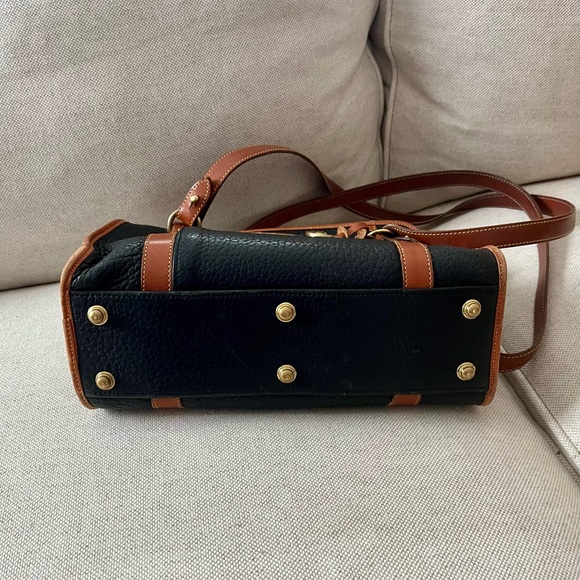 Vintage Dooney & Bourke Leather Purse - Picture 5 of 5